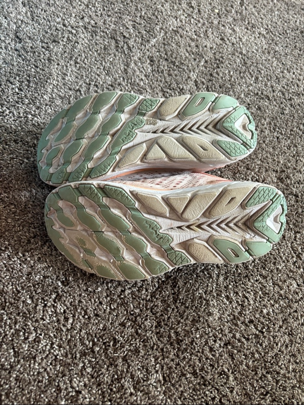 Hoka Women's Peach/Coral Running Shoes - Cushioned Trainer 8.5B - Picture 3 of 5